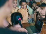 Laptop-sekolah-rakyat-1909853099